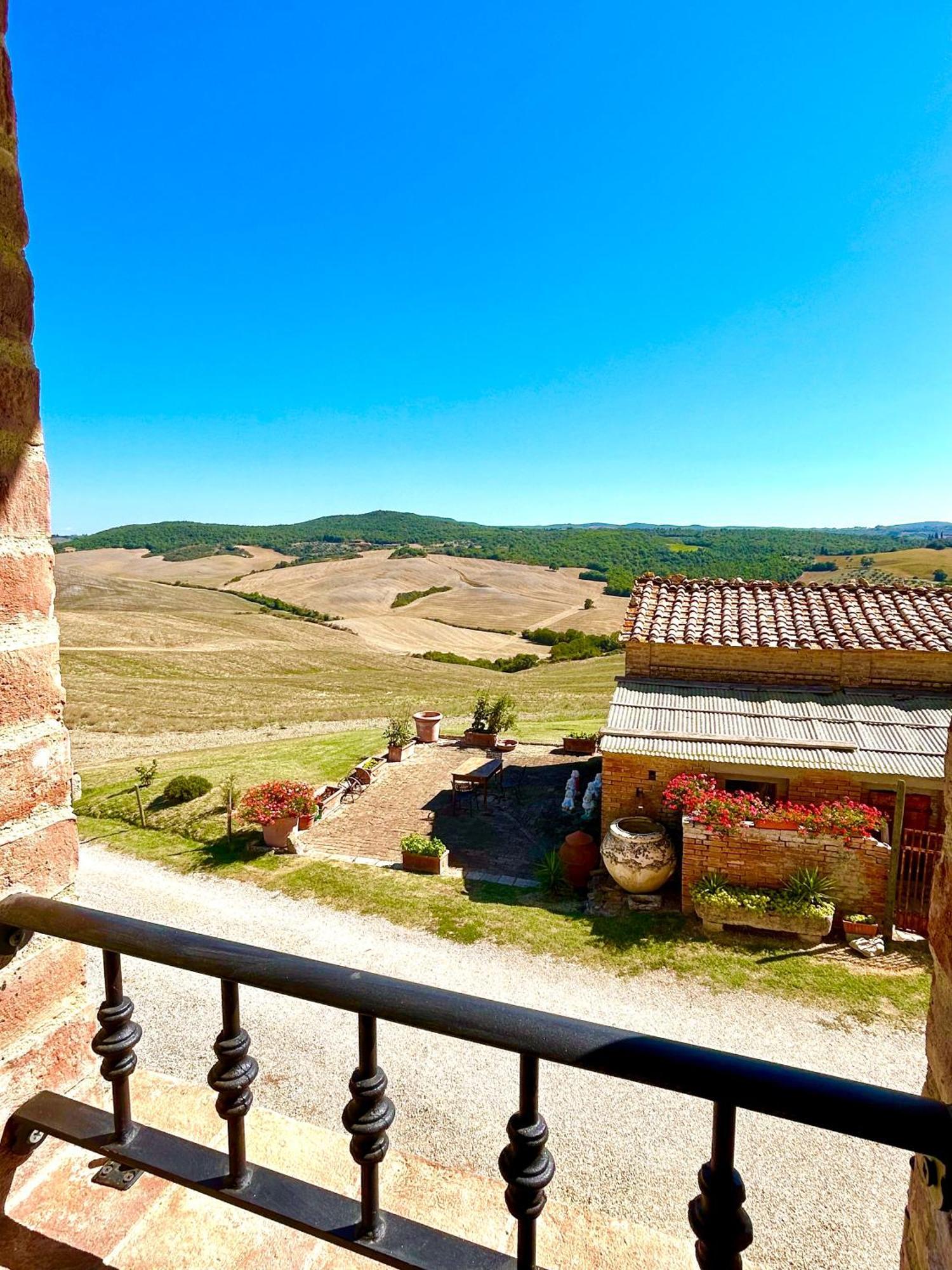 Poggiosalto In Toscana Пиенца Экстерьер фото